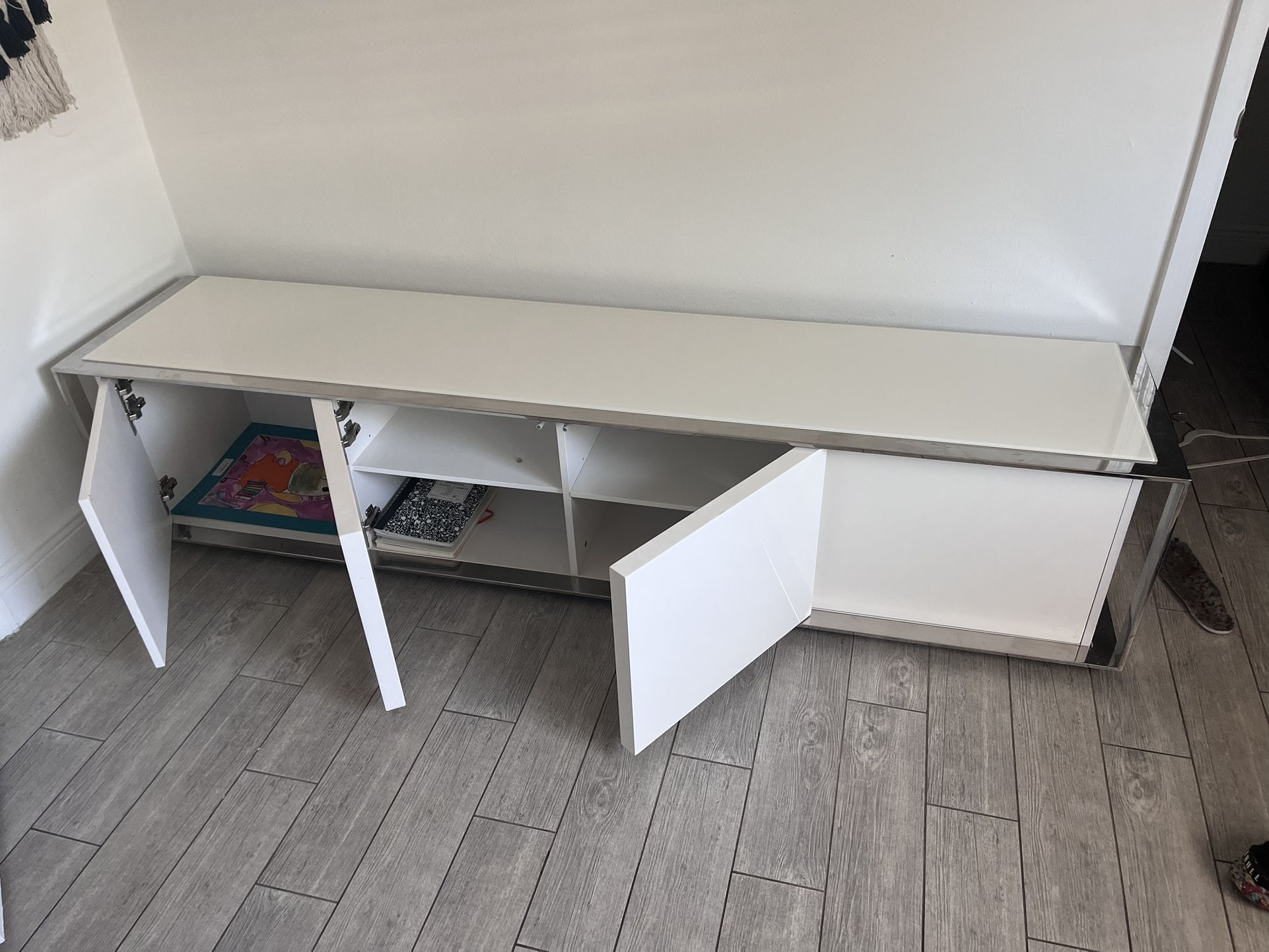 Cabinet/tv Stand/storage