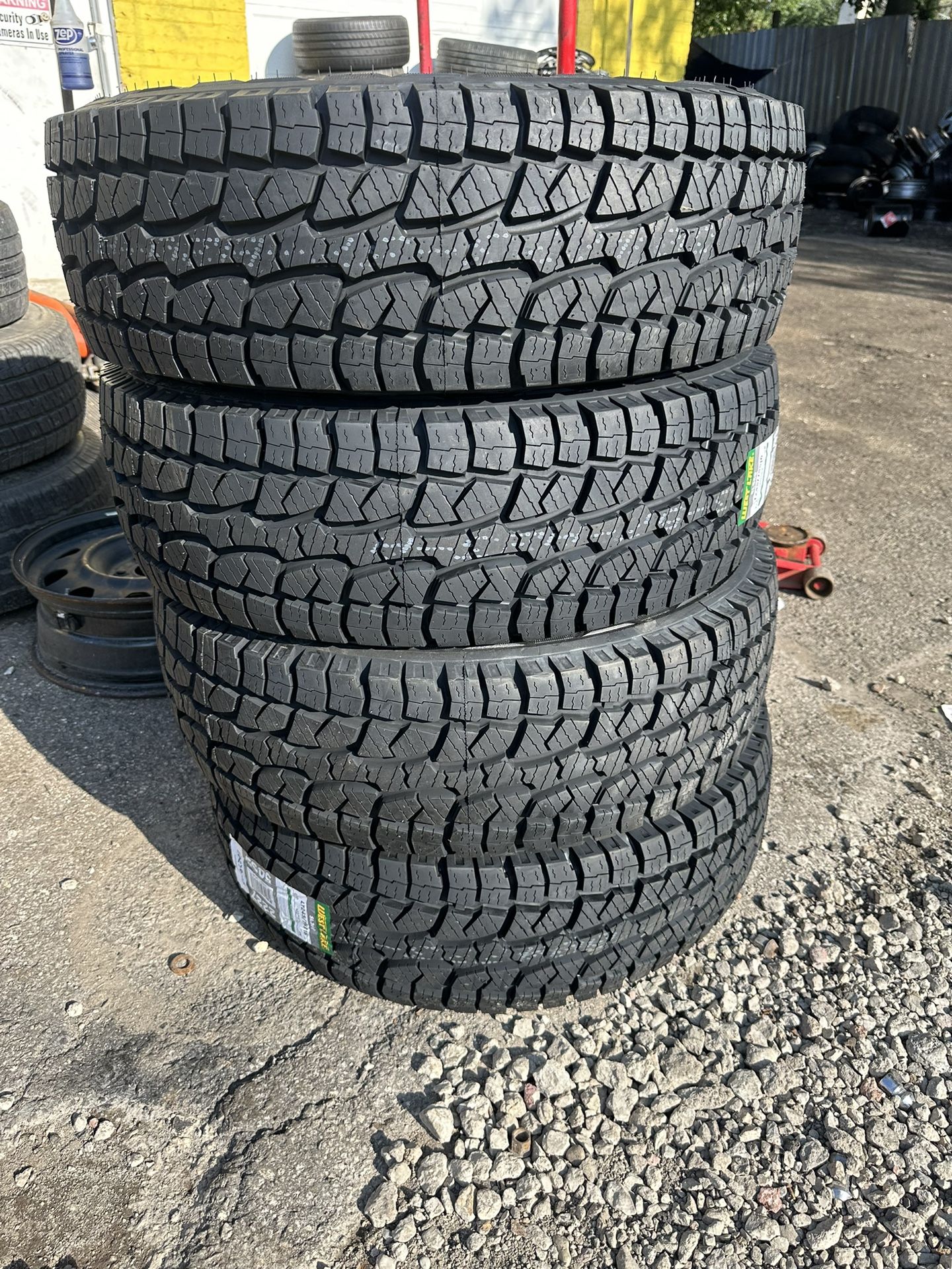 Tires LT 245 75 R16
