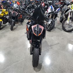 2018 KTM Super DUKE 1290 R