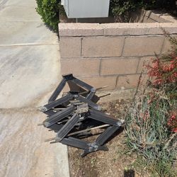 Scissor Jack