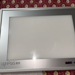 Artograph LightPad 920 6" x 9" Thin LED Light Box Projector Drawing Tracing Used
