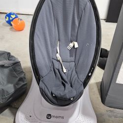 4moms Baby Swing 