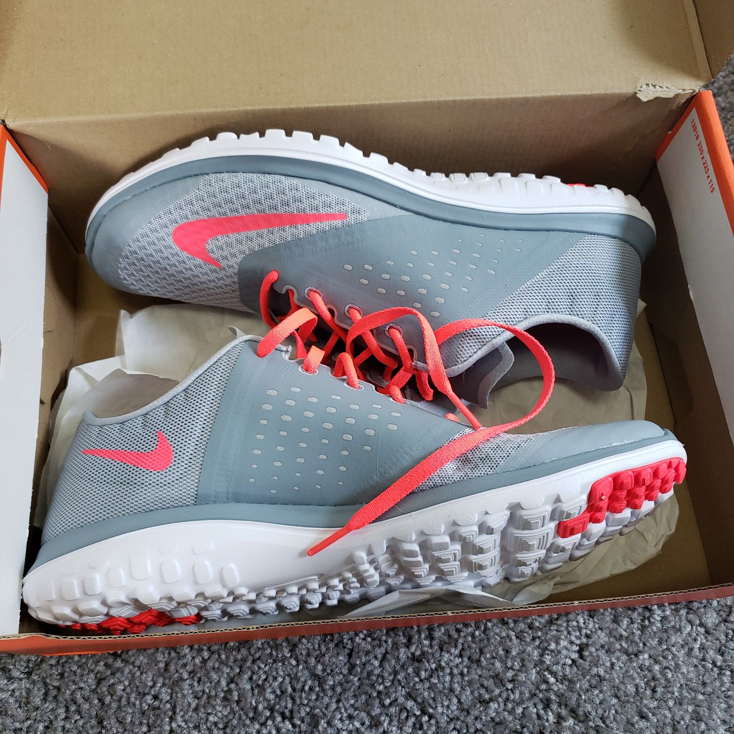 NEW Nike Tennis Shoes - Size 11