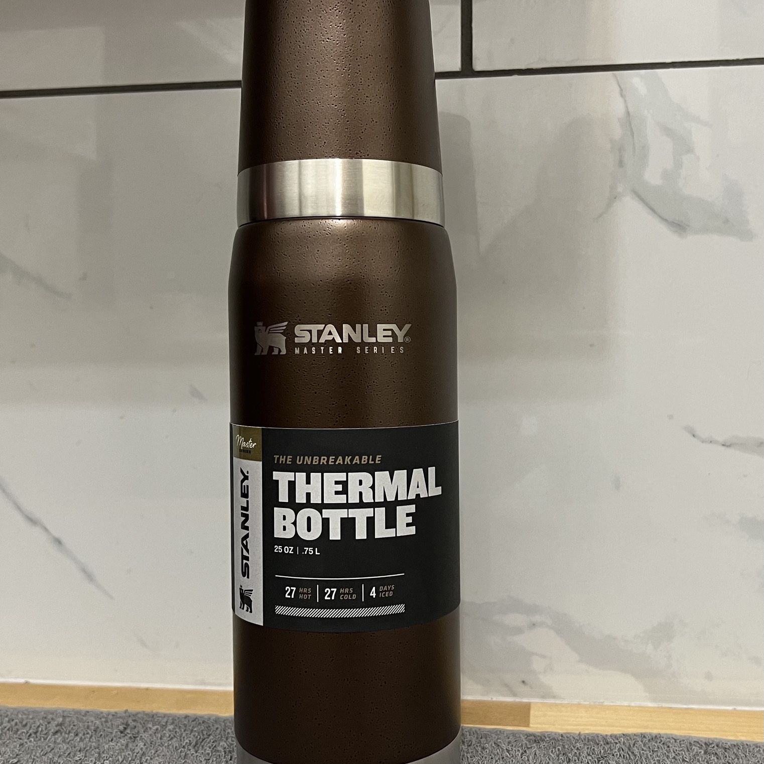 Stanley Master Unbreakable Thermal Bottle (25 oz)