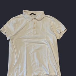 White collared H&M polo shirt 