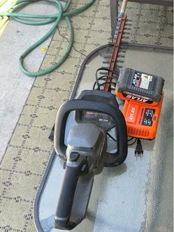 Atlas 40V Cordless Hedge Trimmer with Battery and Charger