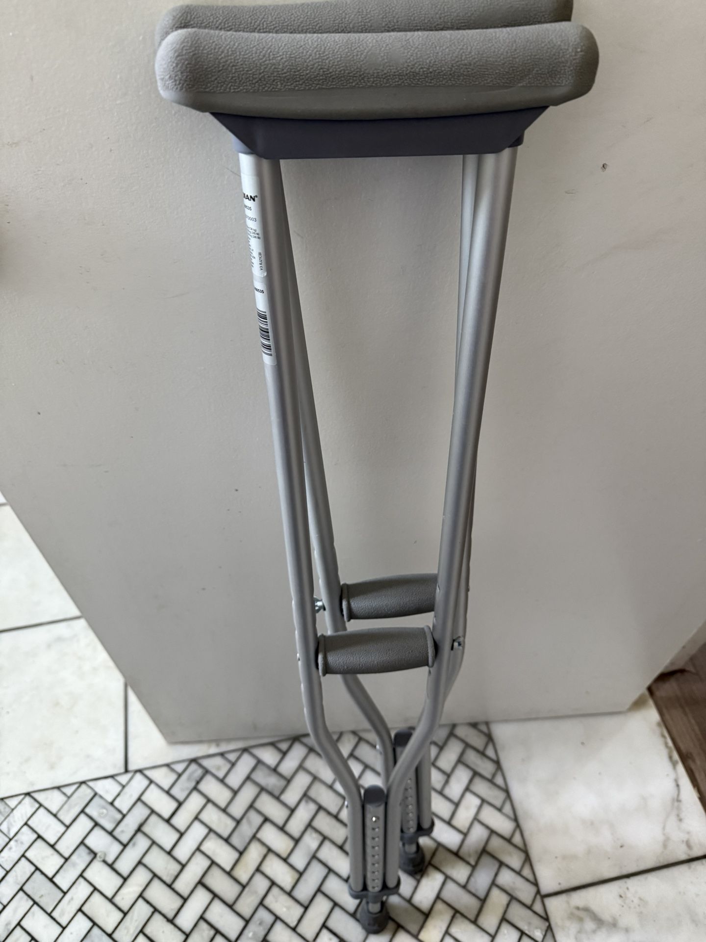 Crutches 