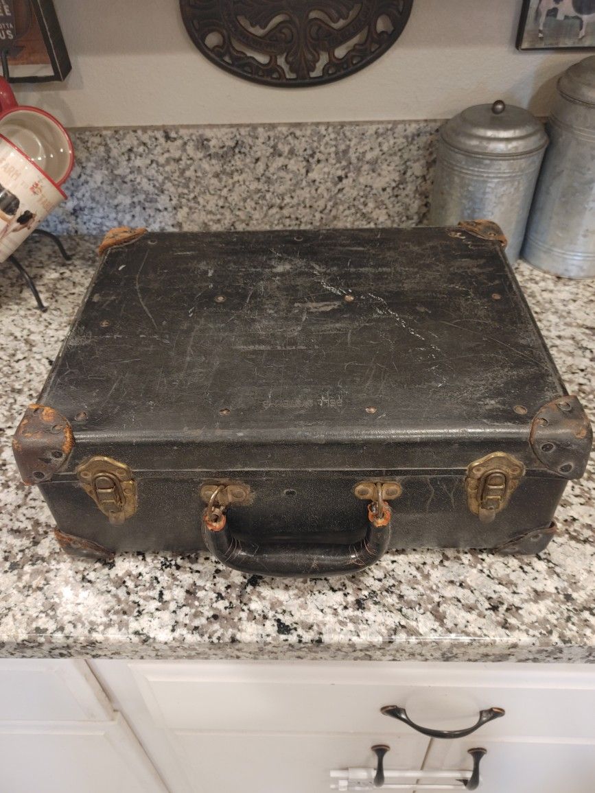 Vintage BELL SYSTEM B Lineman Tool Box Case Telephone 16” X 12” X 6”