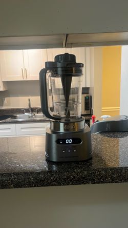 $50/OBO-Gently Used Ninja TWISTi High-Speed Blender DUO