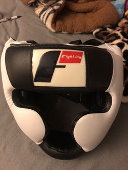 Boxing helmet