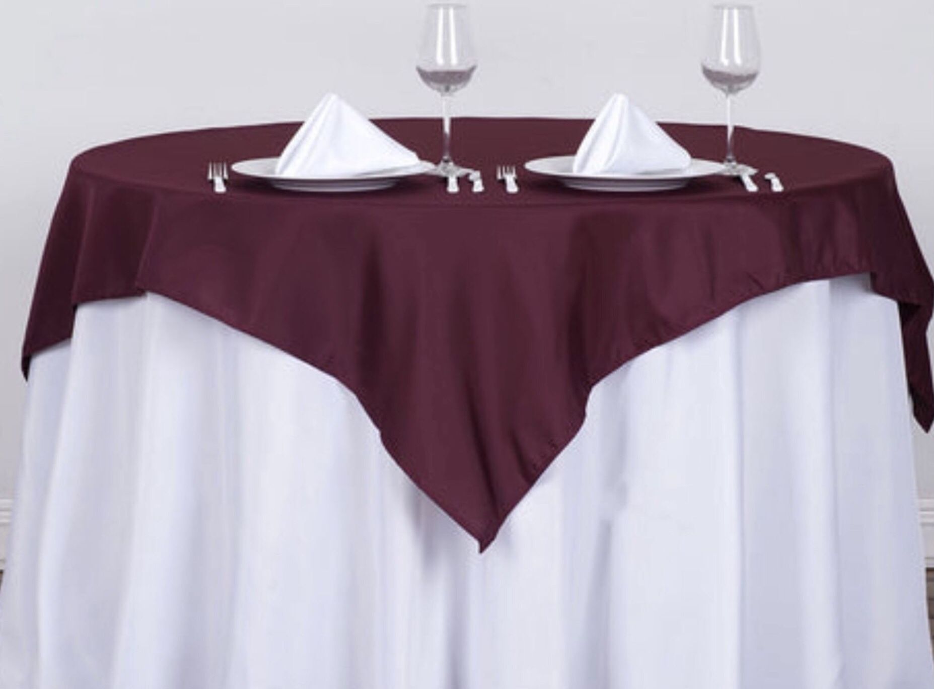 10 Used Overlay Table Clothe Color Burgundy