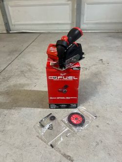 New Milwaukee M12 FUEL 12V Lithium-Ion Brushless Cordless 3 in. Cut Off Saw (Battery Not Included)