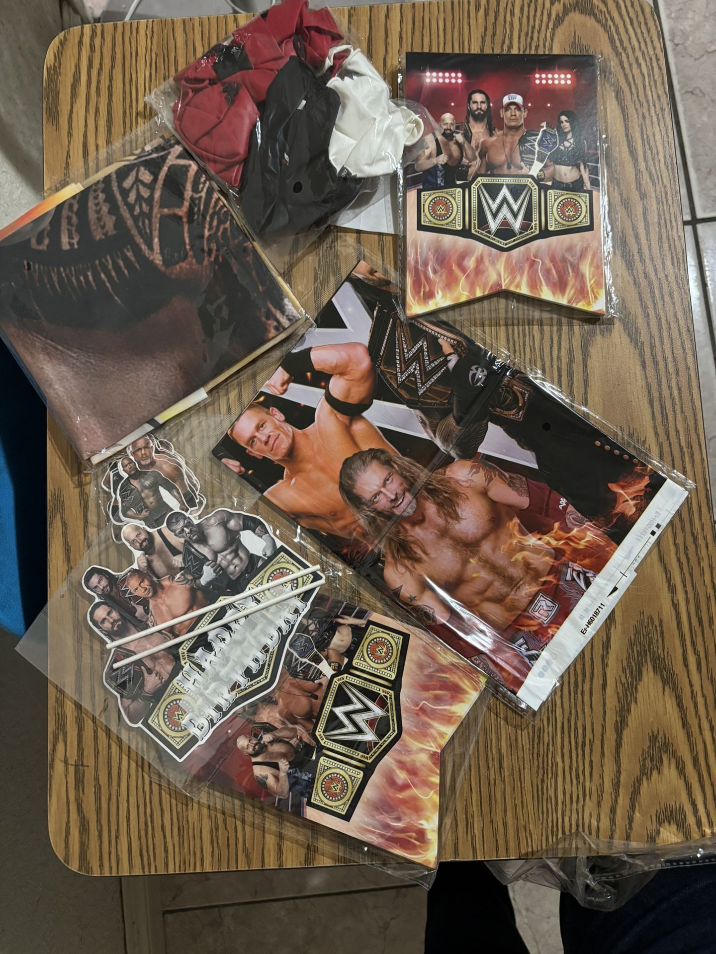 WWE Party Decoration