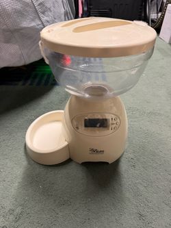 Automatic Cat Feeder