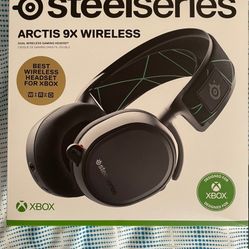 SteelSeries Arctis 9X Wireless Gaming Headset – Integrated-Xbox Wireless + Bluetooth – 20+ Hour Battery Life – for-Xbox 