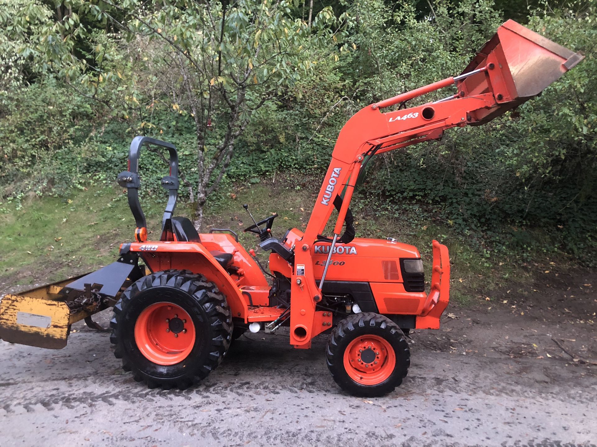 Kubota L3400 Loader And Box Blade For Sale In Kent Wa Offerup