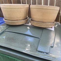 Ceramic pot plants holder