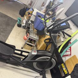 Pro Form Elliptical Carbon E7