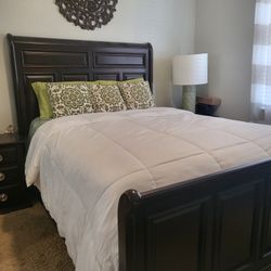 BEDROOM SET