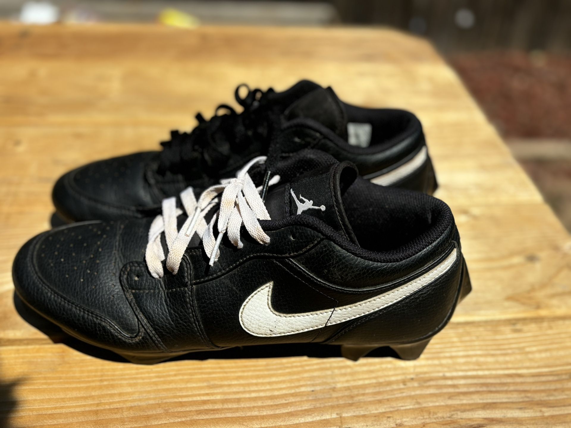 Jordan 1 Low Cleats