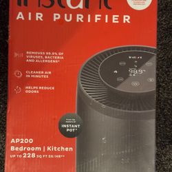 Air Purifier, Medium with Night Mode (Charcoal) - Brand New in Box 