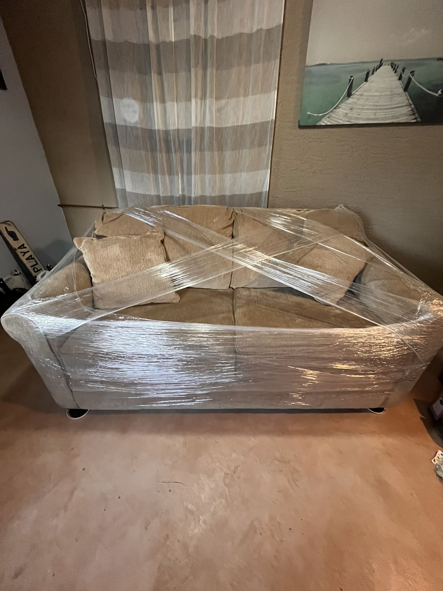 SOFA/ - HIDE-A- BED