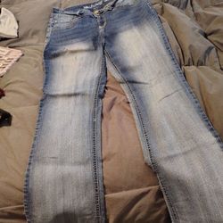 Condition: Used (normal wear)