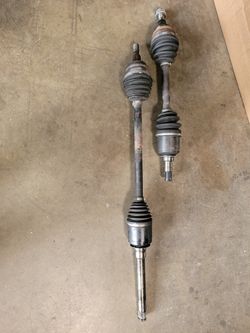 Mercedes-Benz 2007 GL450 Front Axles Used