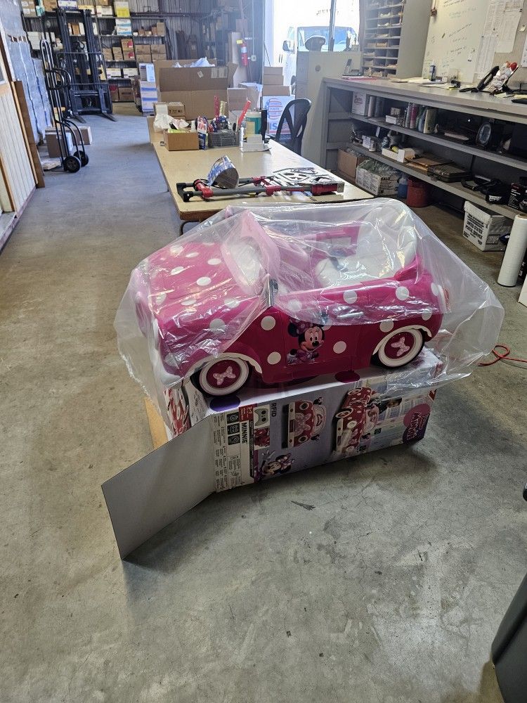 Minnie Mouse Power Wheel With Remote Control New