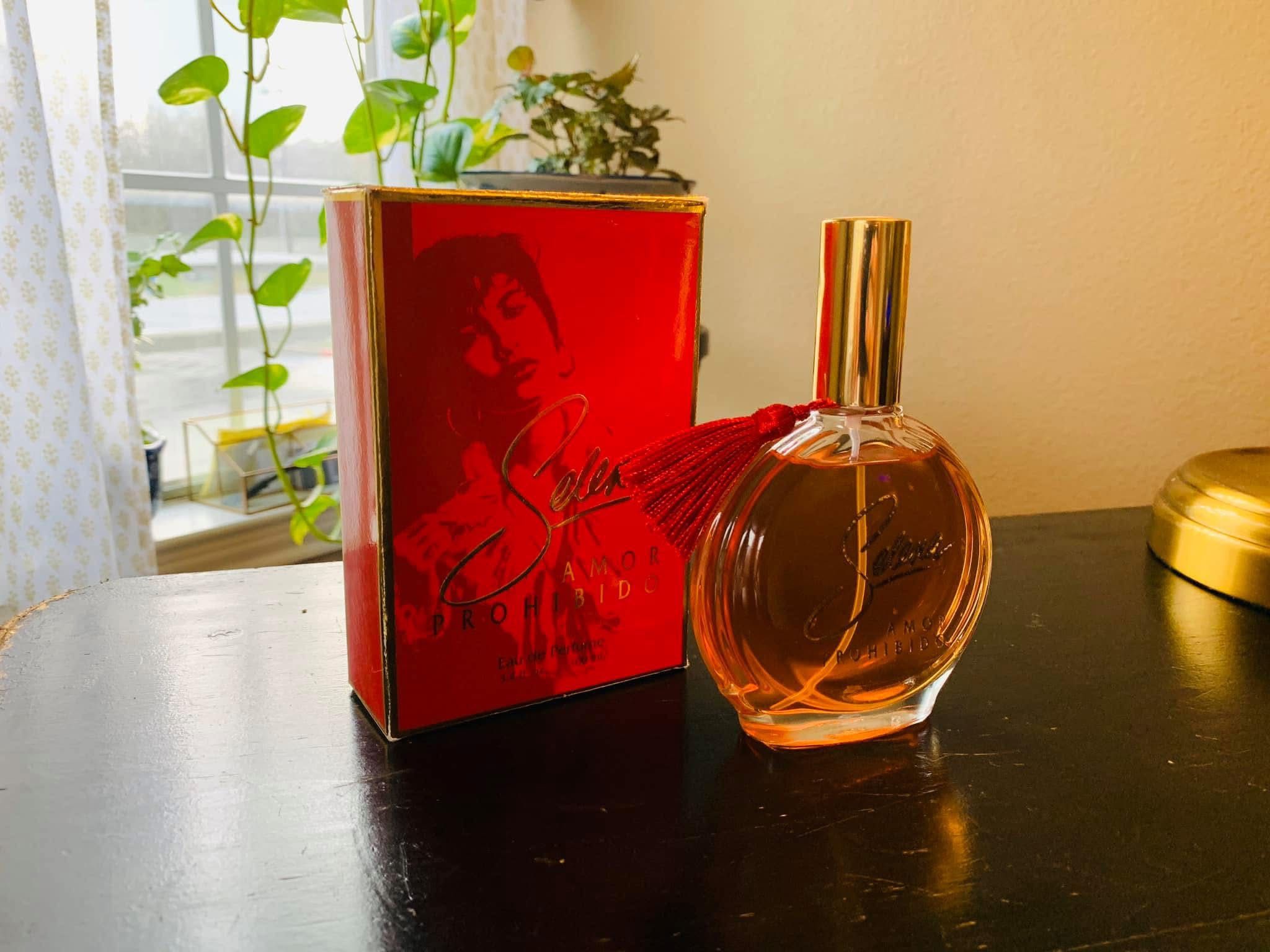 Selena Amor Prohibido Perfume