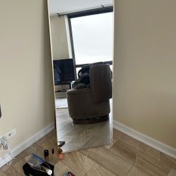 Standing Miror