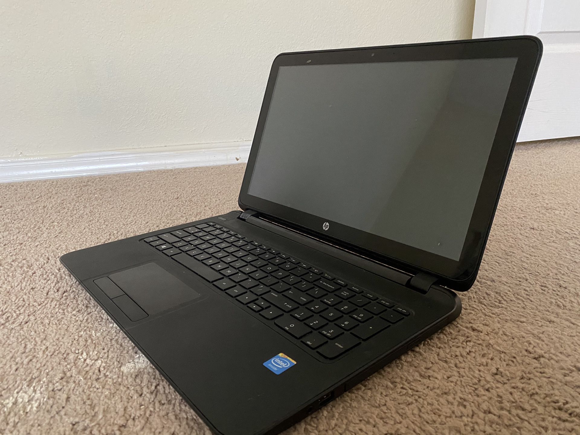 HP Laptop 15-1098MR notebook TouchScreen 15inch