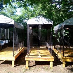 Off The Ground Mans Best Friend House,kennels 