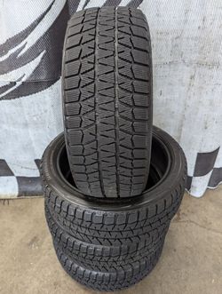 225/40r18 "Near Brand New" Bridgestone Blizzak WS80 studless winter snow tires