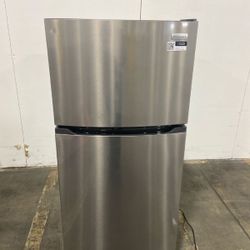Frigidaire Refrigerator 