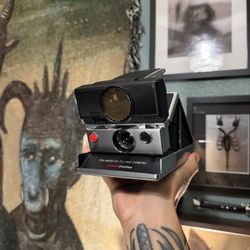 Polaroid SX-70 Sonar ( Refurbished By Retrospekt )