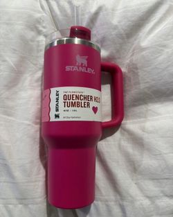 Stanley 40 oz H2.0 Quencher Cosmo Pink Valentines Day Exclusive - Brand New
