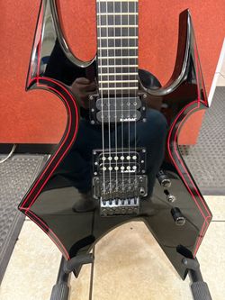 BC Rich Warbeast guitar