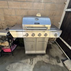 Nexgrill BBQ grill 4 burner 