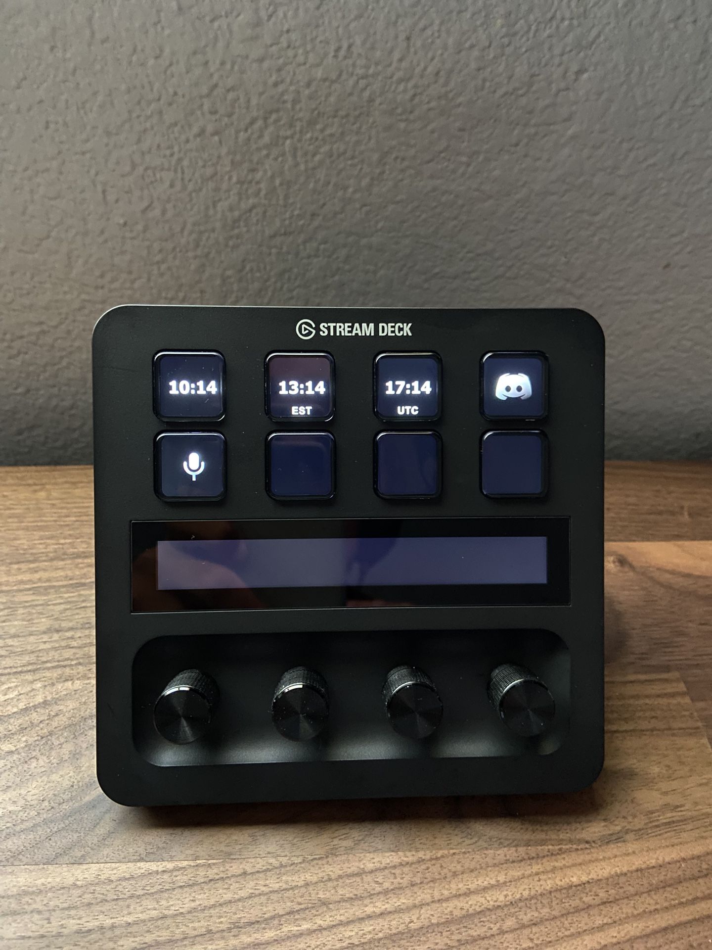 Stream Deck Plus