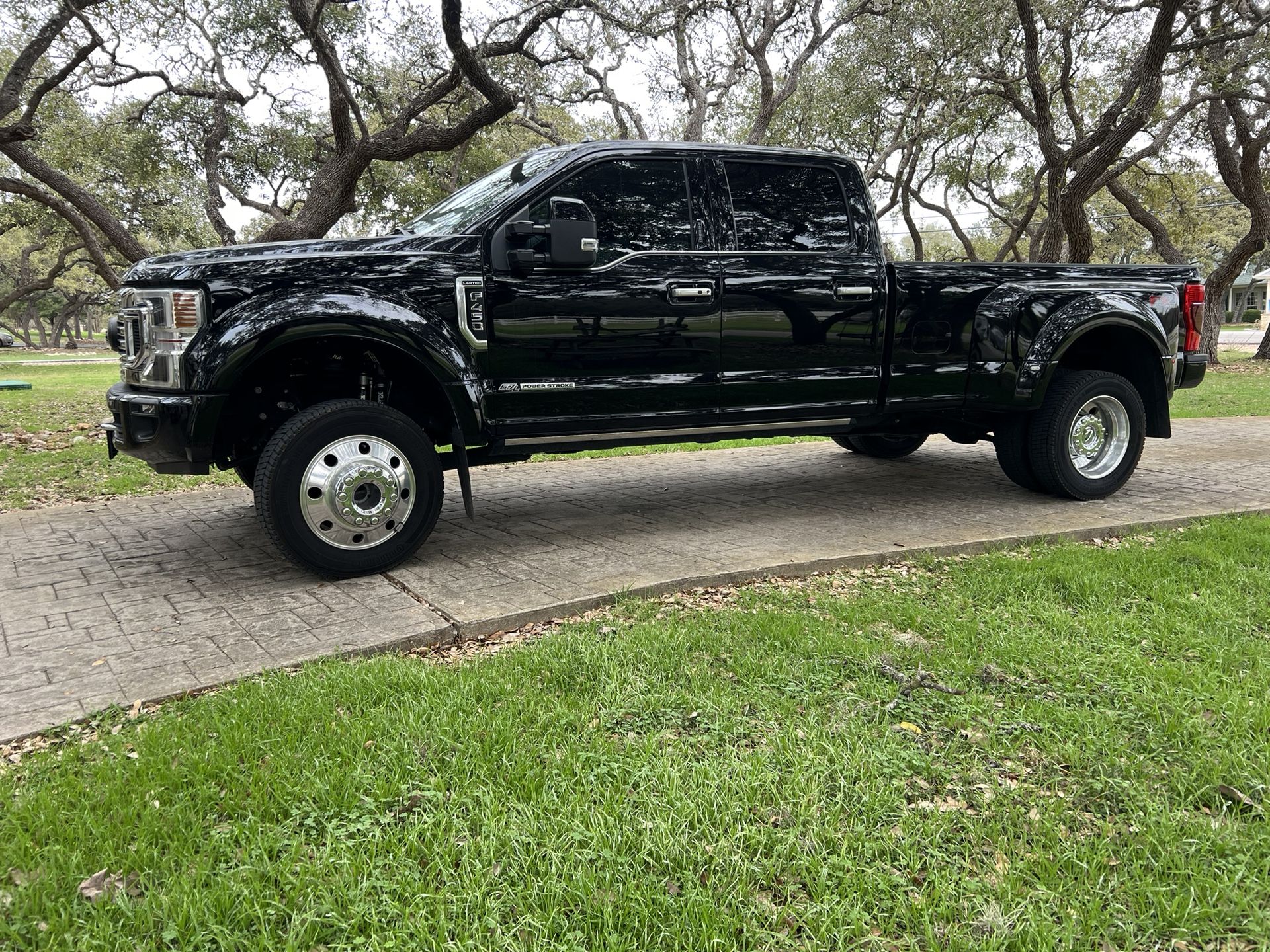 2022 Ford F450 Dually Wheels