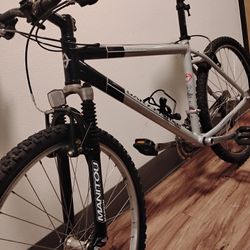 Vintage 97 Gary Fisher Tassajara Mountain Bike