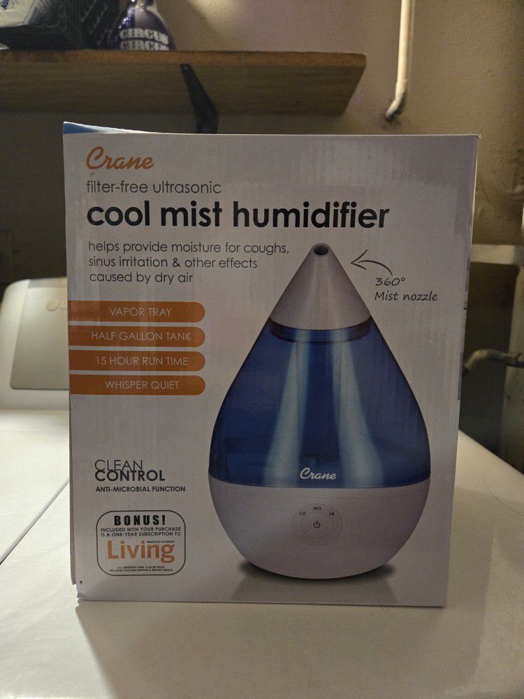 Crane Cool Mist Humidifier $15 New ( Pick Up In Ontario)