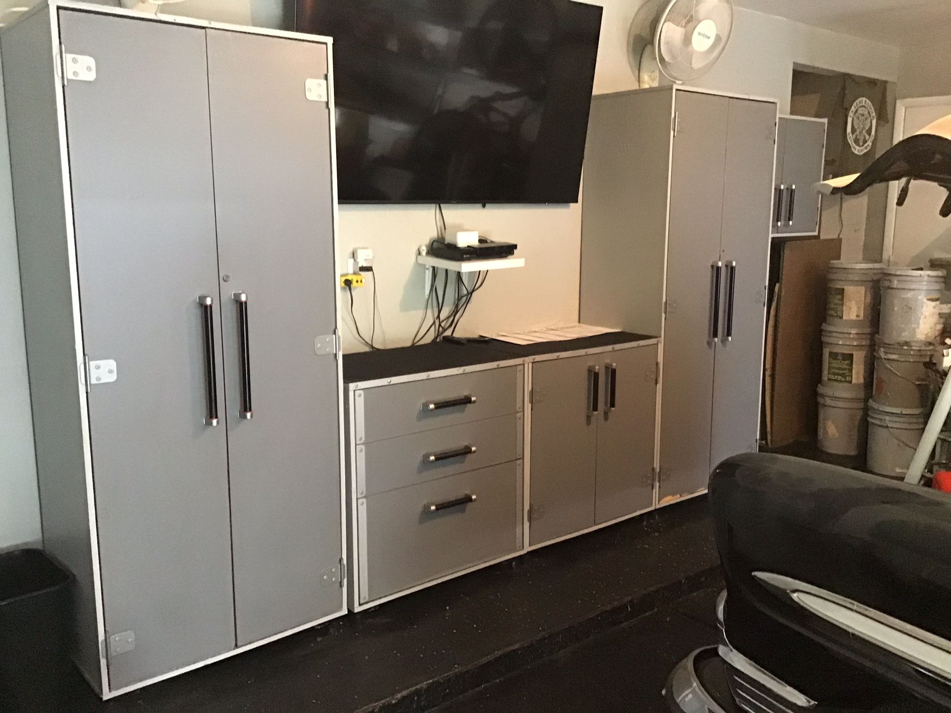 Coleman Garage Cabinets 5 Piece Set