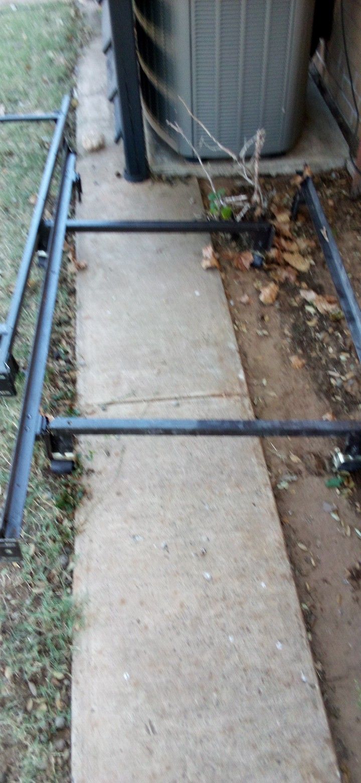 Twin Bed Metal Frame/Rails 
