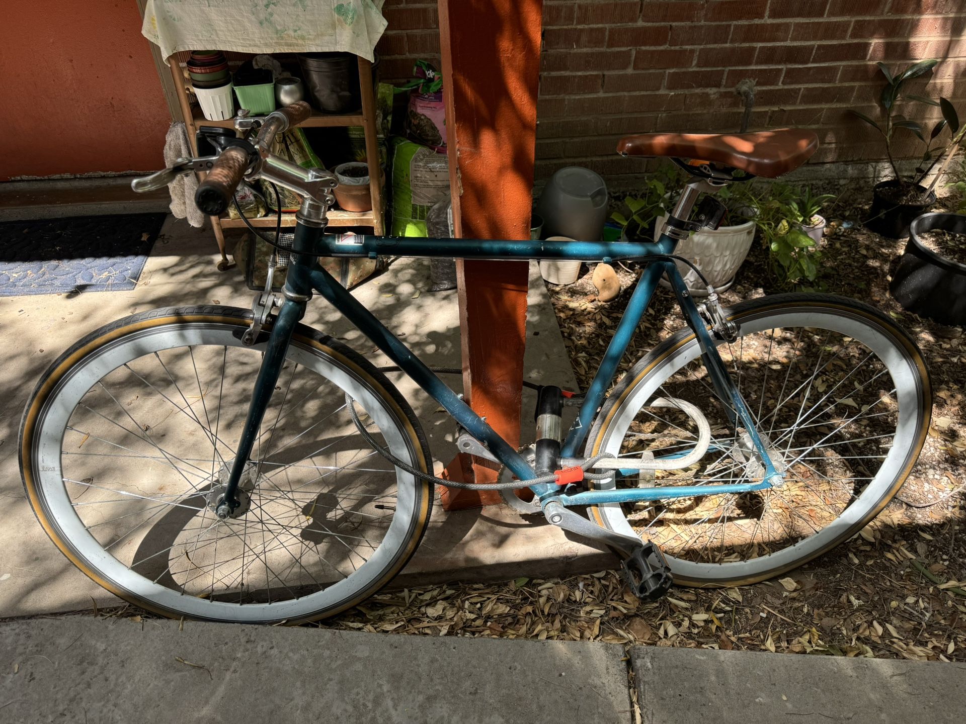 Single Speed/Fixed Gear State Rideshop  Bike