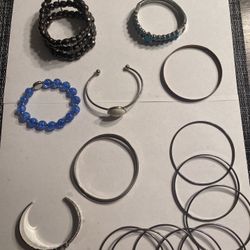 Lot Of 14 Bracelets 