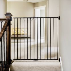 Easy Swing Stairway and Hallway Safety Gate - Brand New