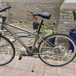 29" Hybrid Bike Schwinn