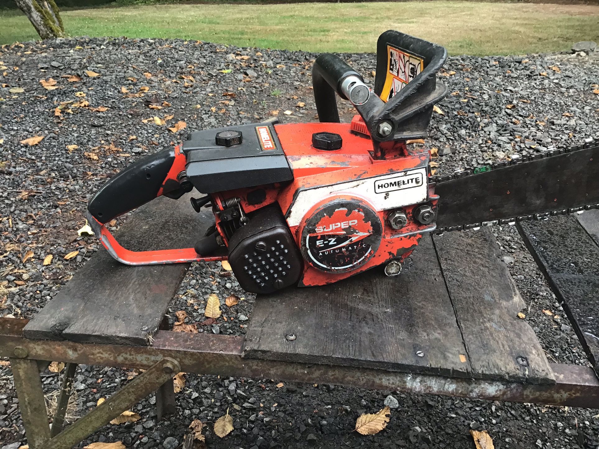 Homelite Super EZ Chainsaw
